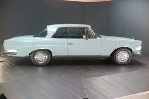 Bild 7/30 von Mercedes-Benz 280 SE 3,5 (1971)