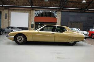 Image 14/32 de Citroën SM injection (1973)