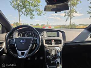 Imagen 19/42 de Volvo V40 D4 R-Design (2014)