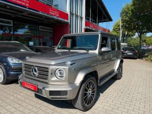 Image 2/28 de Mercedes-Benz G 500 (LWB) (2019)
