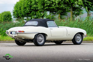 Image 46/65 de Jaguar E-Type 3.8 Flat Floor (1961)