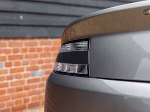 Afbeelding 34/75 van Aston Martin V12 Vantage AMR Roadster (2018)