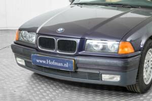 Bild 19/50 von BMW 318i (1996)