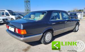Imagen 3/10 de Mercedes-Benz 300 SE (1990)