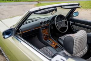 Afbeelding 7/45 van Mercedes-Benz 450 SL (1980)