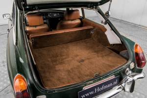 Image 16/50 of MG MGB GT (1973)