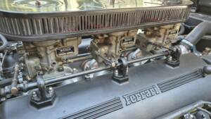 Imagen 60/66 de Ferrari 330 GT 2+2 (1964)