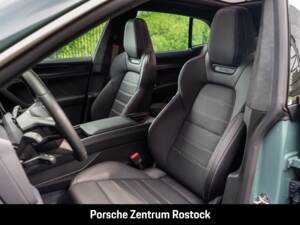 Imagen 8/35 de Porsche Cayenne Turbo E-Hybrid (1900)