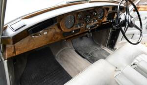 Image 50/50 of Bentley S 3 (1964)