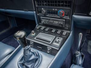 Image 40/82 de Aston Martin V8 Zagato Vantage X-Pack (1987)