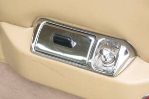 Image 42/50 of Rolls-Royce Silver Shadow I (1972)