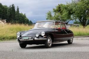 Imagen 2/14 de Citroën ID 19 (1964)