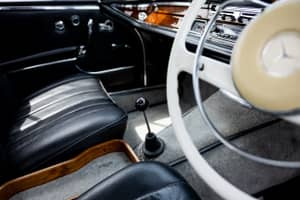 Afbeelding 56/62 van Mercedes-Benz 300 SE (1965)