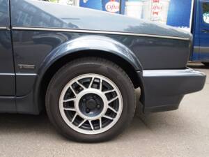 Image 32/148 of Volkswagen Golf Mk I Convertible 1.6 (1988)