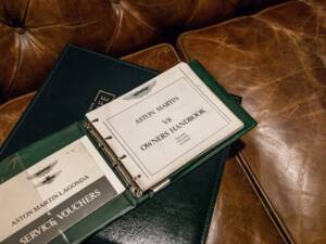 Afbeelding 52/62 van Aston Martin V8 Vantage X-Pack (1987)