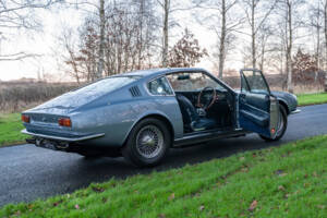 Image 32/57 de Aston Martin DBS Vantage (1969)