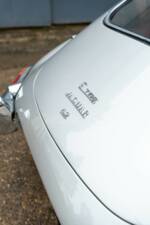 Image 23/50 of Jaguar E-Type 4.2 (1965)