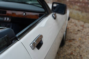 Image 13/50 of Jaguar XJS 5.3 V12 (1988)
