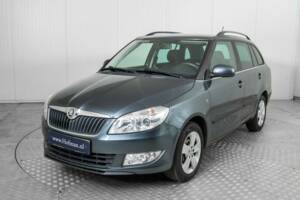 Imagen 18/50 de Skoda Fabia 1.2 TSI Combi (2014)