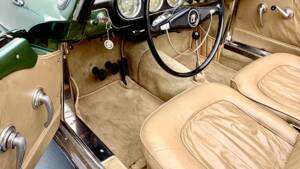 Image 13/17 of Lancia Appia Convertible Vignale (1960)