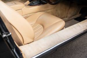 Bild 47/58 von Jaguar E-Type V12 (1974)