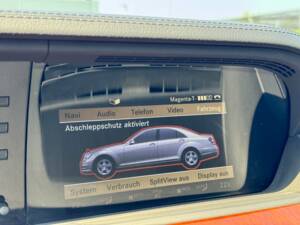 Bild 46/79 von Mercedes-Benz S 500 BlueEFFICIENCY (2011)