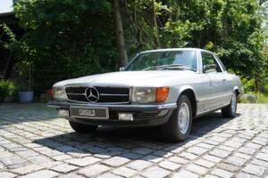 Image 21/27 of Mercedes-Benz 500 SLC (1980)