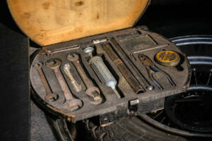 Image 25/40 de Jaguar Type E 4.2 (1967)