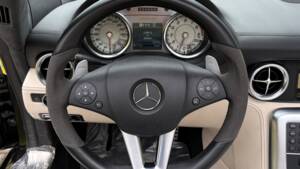 Image 25/28 of Mercedes-Benz SLS AMG Roadster (2012)