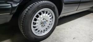 Image 8/100 of BMW 323i (1984)