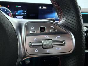 Bild 27/30 von Mercedes-Benz A 35 AMG 4MATIC (2021)