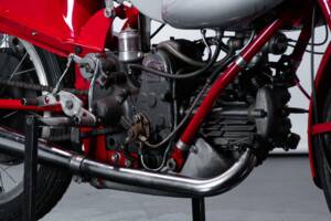 Bild 9/50 von Moto Guzzi DUMMY (1948)