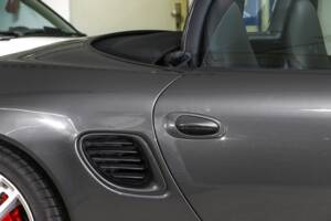 Image 16/23 of Porsche Boxster S (2001)