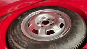 Afbeelding 30/50 van Volkswagen Golf Mk I Convertible 1.1 (1981)