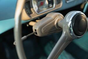 Image 33/49 of FIAT 600 (1957)