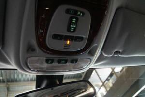Image 49/50 of Jaguar XJ 8 4.2 (2007)