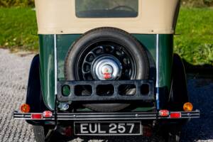 Image 48/50 of Morris Eight (1937)