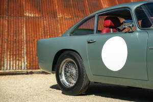 Image 18/39 de Aston Martin DB 4 (1962)