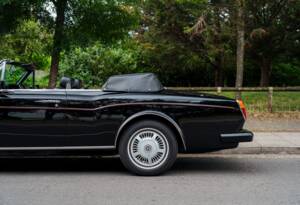 Image 14/28 of Bentley Continental (1988)