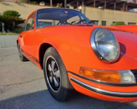 Image 18/28 of Porsche 912 (1969)