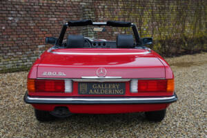 Image 25/50 de Mercedes-Benz 280 SL (1982)