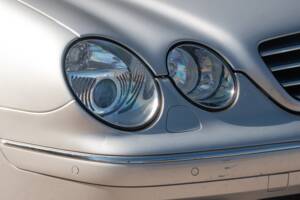 Image 10/50 of Mercedes-Benz CL 500 (2002)