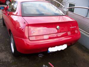 Immagine 4/15 di Alfa Romeo GTV 2.0 Twin Spark (1996)