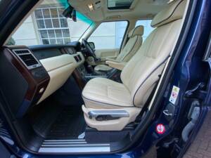 Bild 22/48 von Land Rover Range Rover Vogue V8 (2004)