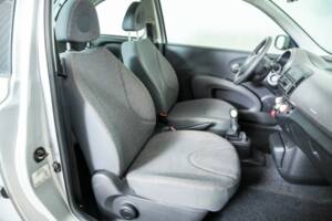 Image 16/35 of Nissan Micra C+C 1.6 (2005)