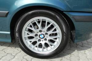 Immagine 7/41 di BMW 323ti Compact (1999)