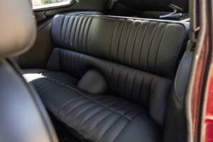 Imagen 15/25 de Jaguar Type E (2+2) (1969)