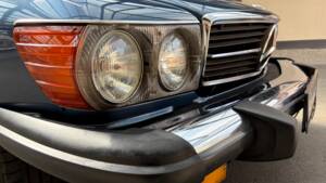 Image 24/88 of Mercedes-Benz 380 SL (1984)