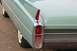 Image 8/29 of Cadillac 62 Convertible (1963)