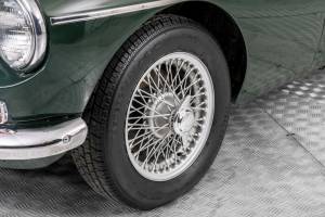 Image 23/50 of MG MGB (1968)